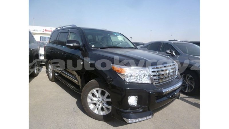 Big with watermark toyota land cruiser batken import dubai 3209