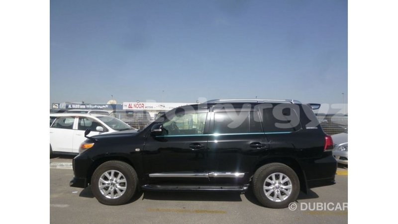 Big with watermark toyota land cruiser batken import dubai 3209