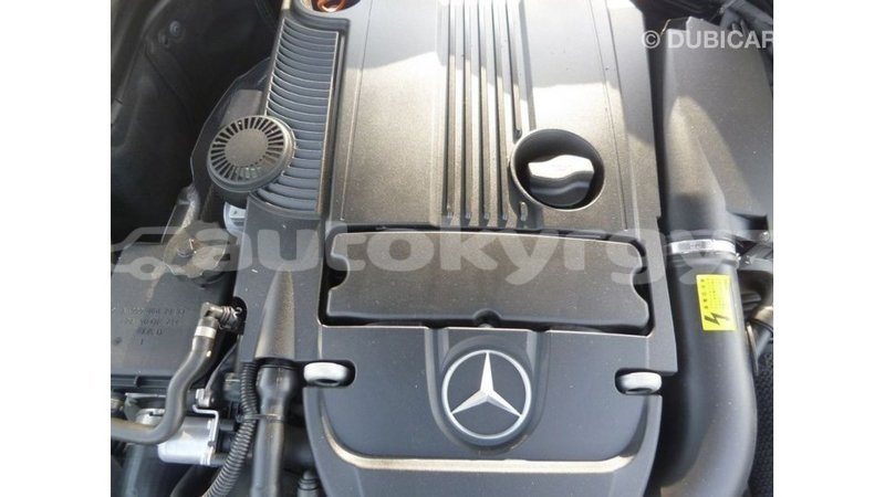Big with watermark mercedes benz 200 batken import dubai 3217