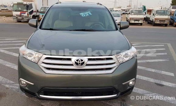 Buy Import Toyota Highlander Green Car in Import - Dubai in Batken Buy Import Toyota Highlander Green Car in Import - Dubai in Batken