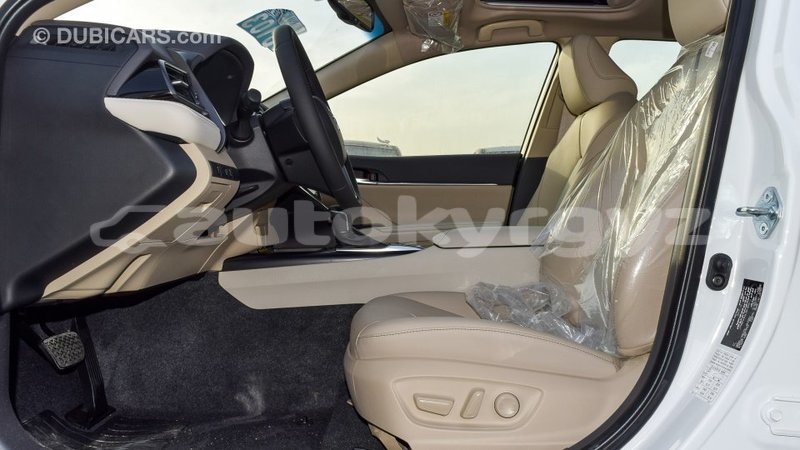 Big with watermark toyota camry batken import dubai 3238