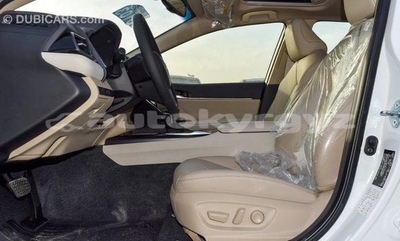 Buy Import Toyota Camry White Car in Import - Dubai in Batken Buy Import Toyota Camry White Car in Import - Dubai in Batken