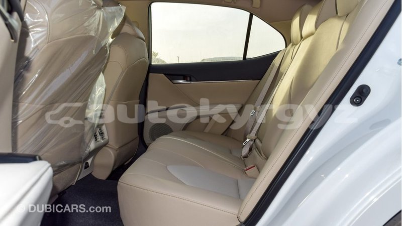 Big with watermark toyota camry batken import dubai 3238