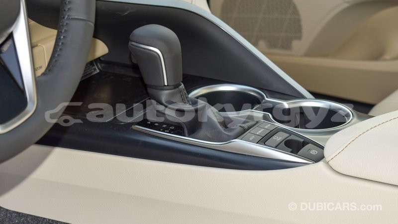 Big with watermark toyota camry batken import dubai 3238