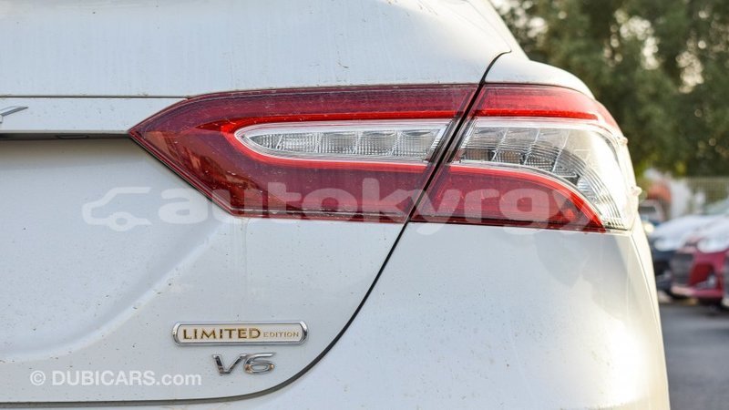 Big with watermark toyota camry batken import dubai 3238