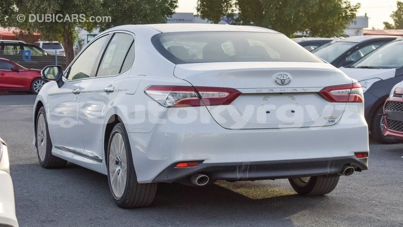 Big with watermark toyota camry batken import dubai 3238