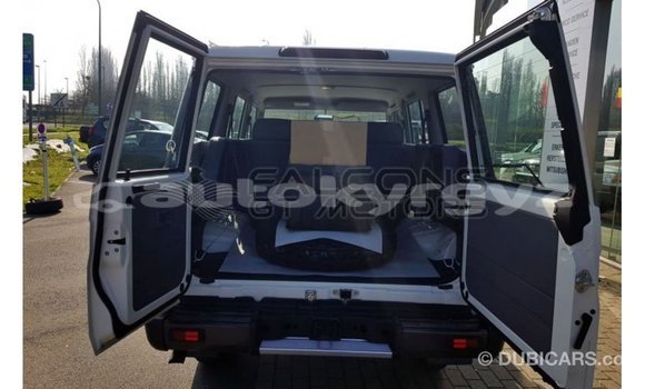 Buy Import Toyota Land Cruiser White Car in Import - Dubai in Batken Buy Import Toyota Land Cruiser White Car in Import - Dubai in Batken