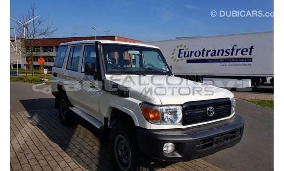 Buy Import Toyota Land Cruiser White Car in Import - Dubai in Batken Buy Import Toyota Land Cruiser White Car in Import - Dubai in Batken