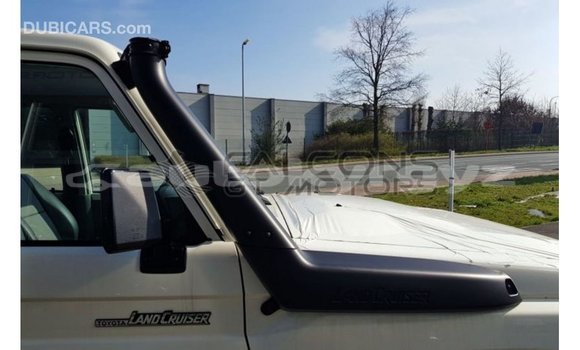 Buy Import Toyota Land Cruiser White Car in Import - Dubai in Batken Buy Import Toyota Land Cruiser White Car in Import - Dubai in Batken