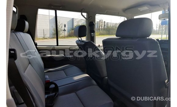 Buy Import Toyota Land Cruiser White Car in Import - Dubai in Batken Buy Import Toyota Land Cruiser White Car in Import - Dubai in Batken