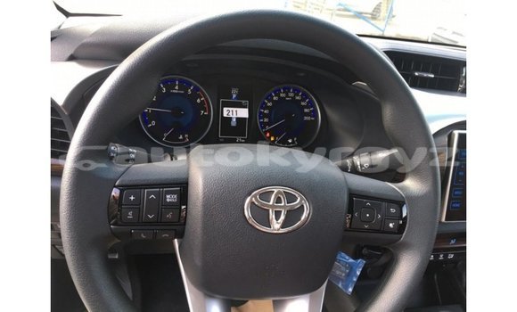 Buy Import Toyota Hilux White Car in Import - Dubai in Batken Buy Import Toyota Hilux White Car in Import - Dubai in Batken