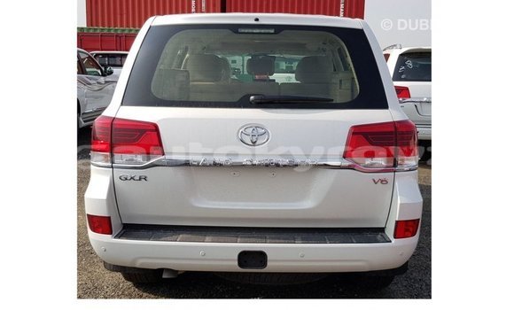 Buy Import Toyota Land Cruiser White Car in Import - Dubai in Batken Buy Import Toyota Land Cruiser White Car in Import - Dubai in Batken