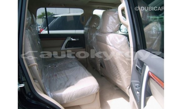 Buy Import Toyota Land Cruiser Black Car in Import - Dubai in Batken Buy Import Toyota Land Cruiser Black Car in Import - Dubai in Batken
