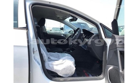 Buy Import Volkswagen Golf White Car in Import - Dubai in Batken Buy Import Volkswagen Golf White Car in Import - Dubai in Batken