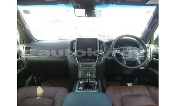 Buy Import Toyota Land Cruiser Black Car in Import - Dubai in Batken Buy Import Toyota Land Cruiser Black Car in Import - Dubai in Batken