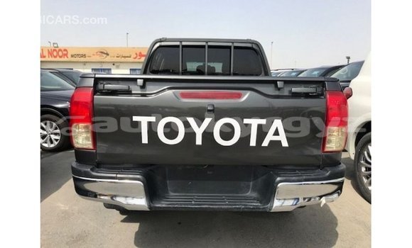 Buy Import Toyota Hilux Other Car in Import - Dubai in Batken Buy Import Toyota Hilux Other Car in Import - Dubai in Batken