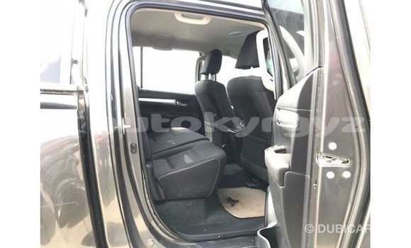 Buy Import Toyota Hilux Other Car in Import - Dubai in Batken Buy Import Toyota Hilux Other Car in Import - Dubai in Batken