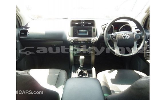 Buy Import Toyota Prado White Car in Import - Dubai in Batken Buy Import Toyota Prado White Car in Import - Dubai in Batken