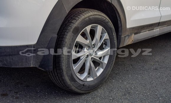 Buy Import Hyundai Tucson White Car in Import - Dubai in Batken Buy Import Hyundai Tucson White Car in Import - Dubai in Batken