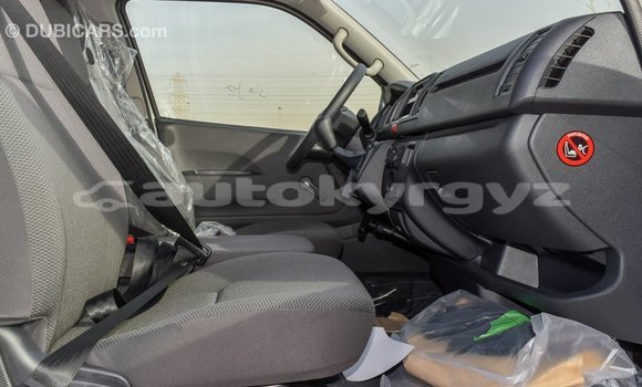 Buy Import Toyota Hiace White Car in Import - Dubai in Batken Buy Import Toyota Hiace White Car in Import - Dubai in Batken