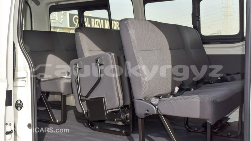 Big with watermark toyota hiace batken import dubai 3294