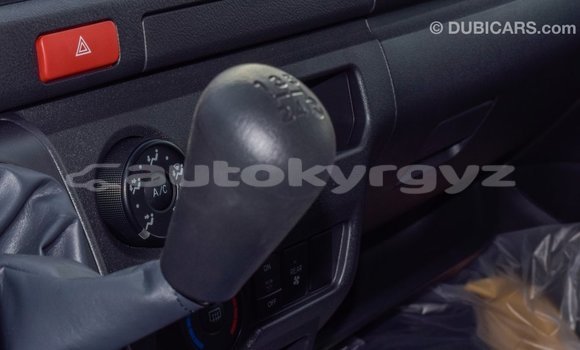 Buy Import Toyota Hiace White Car in Import - Dubai in Batken Buy Import Toyota Hiace White Car in Import - Dubai in Batken