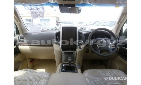 Buy Import Toyota Land Cruiser White Car in Import - Dubai in Batken Buy Import Toyota Land Cruiser White Car in Import - Dubai in Batken