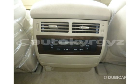 Buy Import Toyota Land Cruiser White Car in Import - Dubai in Batken Buy Import Toyota Land Cruiser White Car in Import - Dubai in Batken