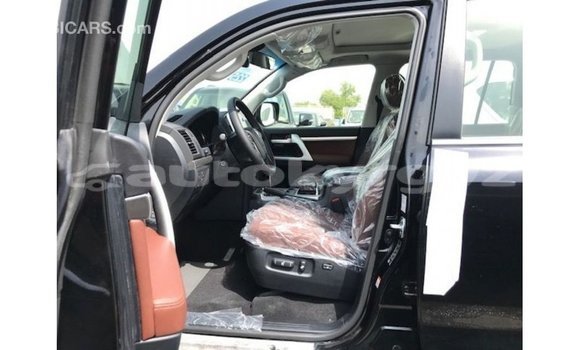 Buy Import Toyota Land Cruiser Black Car in Import - Dubai in Batken Buy Import Toyota Land Cruiser Black Car in Import - Dubai in Batken