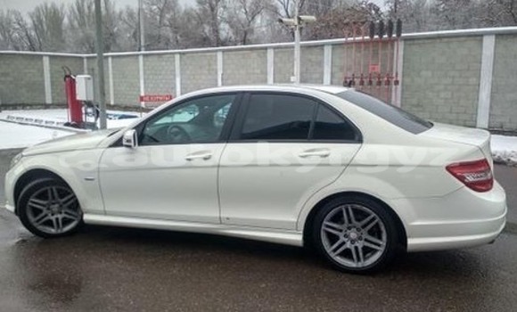 Buy Used Mercedes-Benz C-klasse White Car in Bishkek in Bishkek Buy Used Mercedes-Benz C-klasse White Car in Bishkek in Bishkek