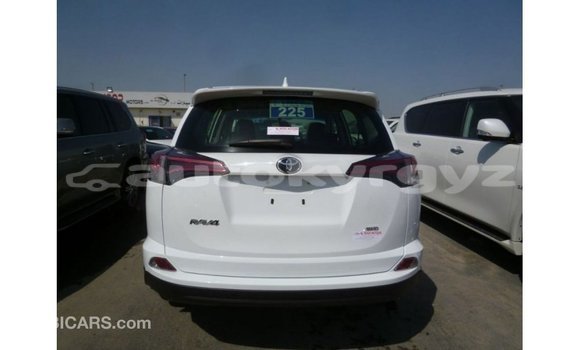 Buy Import Toyota 4Runner White Car in Import - Dubai in Batken Buy Import Toyota 4Runner White Car in Import - Dubai in Batken