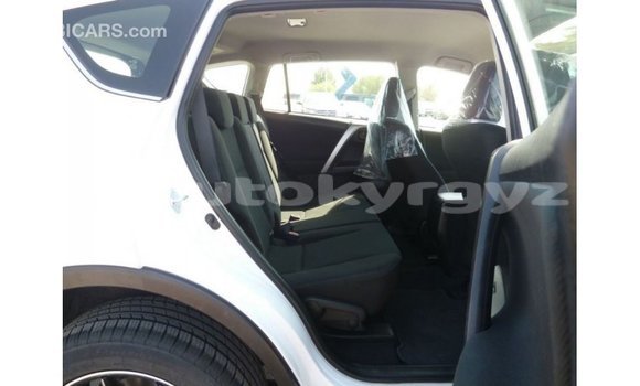 Buy Import Toyota 4Runner White Car in Import - Dubai in Batken Buy Import Toyota 4Runner White Car in Import - Dubai in Batken