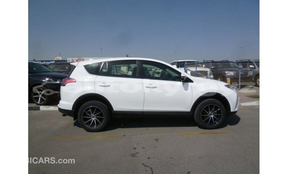 Buy Import Toyota 4Runner White Car in Import - Dubai in Batken Buy Import Toyota 4Runner White Car in Import - Dubai in Batken