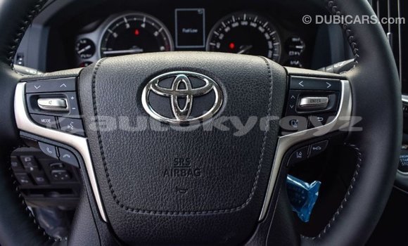 Buy Import Toyota Land Cruiser White Car in Import - Dubai in Batken Buy Import Toyota Land Cruiser White Car in Import - Dubai in Batken