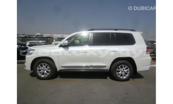 Buy Import Toyota Land Cruiser White Car in Import - Dubai in Batken Buy Import Toyota Land Cruiser White Car in Import - Dubai in Batken