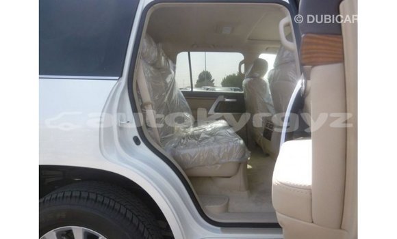 Buy Import Toyota Land Cruiser White Car in Import - Dubai in Batken Buy Import Toyota Land Cruiser White Car in Import - Dubai in Batken