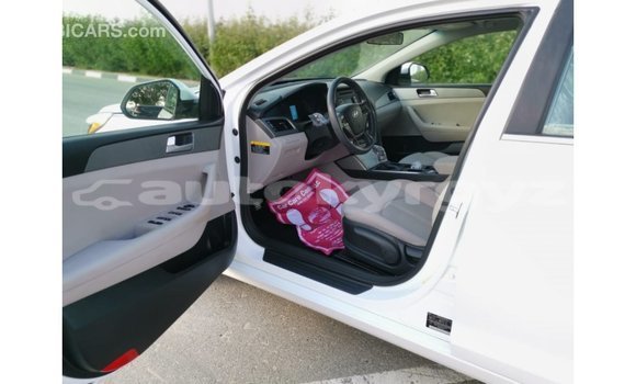 Buy Import Hyundai Sonata White Car in Import - Dubai in Batken Buy Import Hyundai Sonata White Car in Import - Dubai in Batken