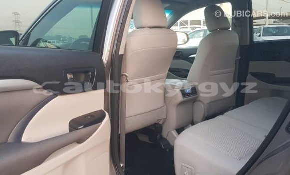 Buy Import Toyota Highlander Other Car in Import - Dubai in Batken Buy Import Toyota Highlander Other Car in Import - Dubai in Batken