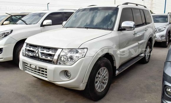 Buy Import Mitsubishi Pajero White Car in Import - Dubai in Batken Buy Import Mitsubishi Pajero White Car in Import - Dubai in Batken