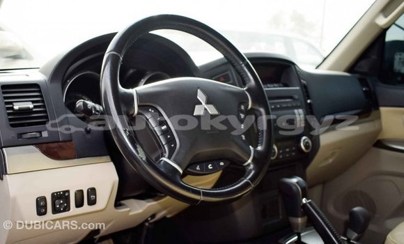 Buy Import Mitsubishi Pajero White Car in Import - Dubai in Batken Buy Import Mitsubishi Pajero White Car in Import - Dubai in Batken