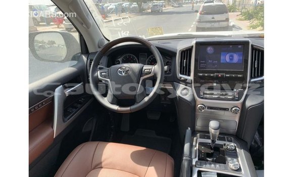 Buy Import Toyota Land Cruiser Black Car in Import - Dubai in Batken Buy Import Toyota Land Cruiser Black Car in Import - Dubai in Batken