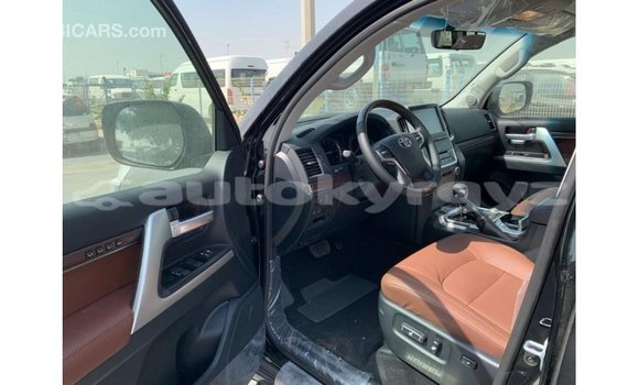 Buy Import Toyota Land Cruiser Black Car in Import - Dubai in Batken Buy Import Toyota Land Cruiser Black Car in Import - Dubai in Batken