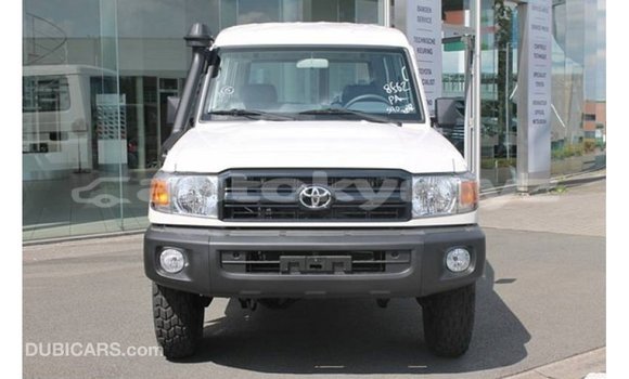 Buy Import Toyota Land Cruiser White Car in Import - Dubai in Batken Buy Import Toyota Land Cruiser White Car in Import - Dubai in Batken