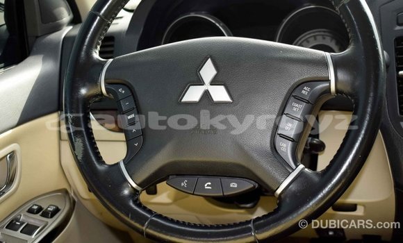 Buy Import Mitsubishi Pajero White Car in Import - Dubai in Batken Buy Import Mitsubishi Pajero White Car in Import - Dubai in Batken
