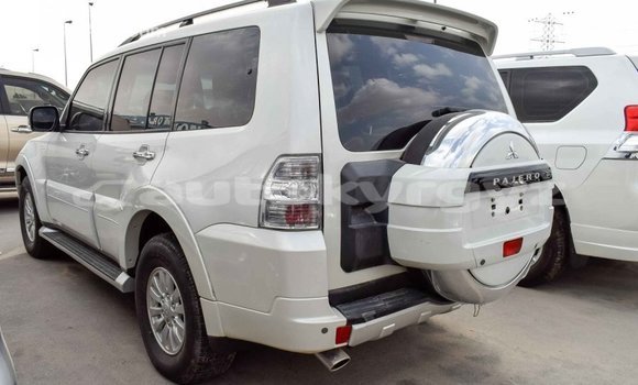 Buy Import Mitsubishi Pajero White Car in Import - Dubai in Batken Buy Import Mitsubishi Pajero White Car in Import - Dubai in Batken