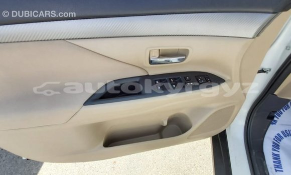 Buy Import Mitsubishi Outlander White Car in Import - Dubai in Batken Buy Import Mitsubishi Outlander White Car in Import - Dubai in Batken