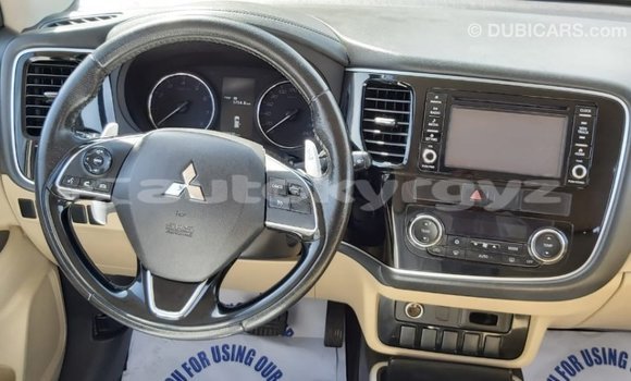 Buy Import Mitsubishi Outlander White Car in Import - Dubai in Batken Buy Import Mitsubishi Outlander White Car in Import - Dubai in Batken