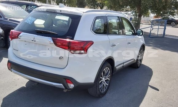 Buy Import Mitsubishi Outlander White Car in Import - Dubai in Batken Buy Import Mitsubishi Outlander White Car in Import - Dubai in Batken