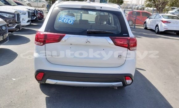 Buy Import Mitsubishi Outlander White Car in Import - Dubai in Batken Buy Import Mitsubishi Outlander White Car in Import - Dubai in Batken
