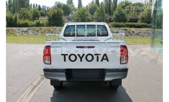 Buy Import Toyota Hilux White Car in Import - Dubai in Batken Buy Import Toyota Hilux White Car in Import - Dubai in Batken